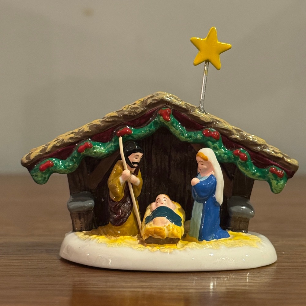 Department 56 Snow Village Nativity Figurine 4030755 Baby Jesus Creche Dept 56 - Picture 2 of 8